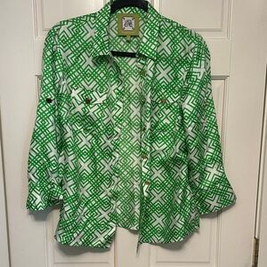 Elizabeth McKay Vibrant Green and White Geometric Shirt